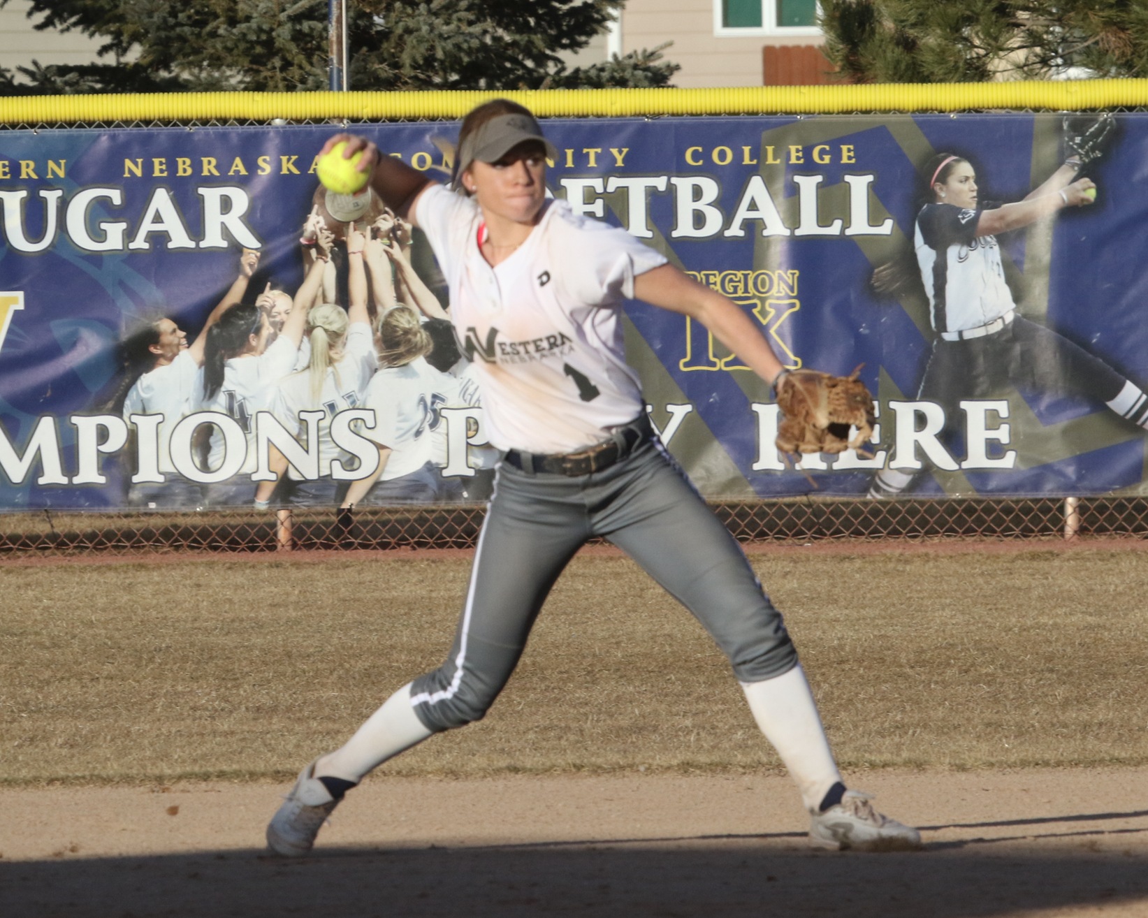 WNCC softball splits with Otero