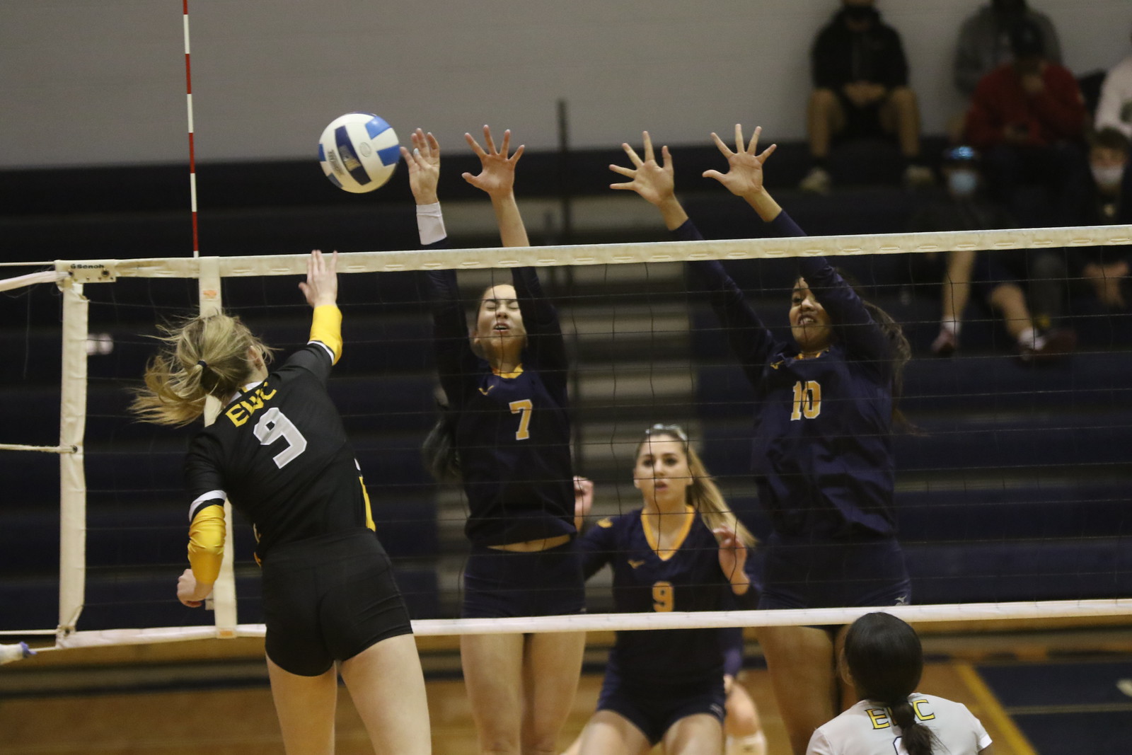 No. 10 WNCC sweeps EWC
